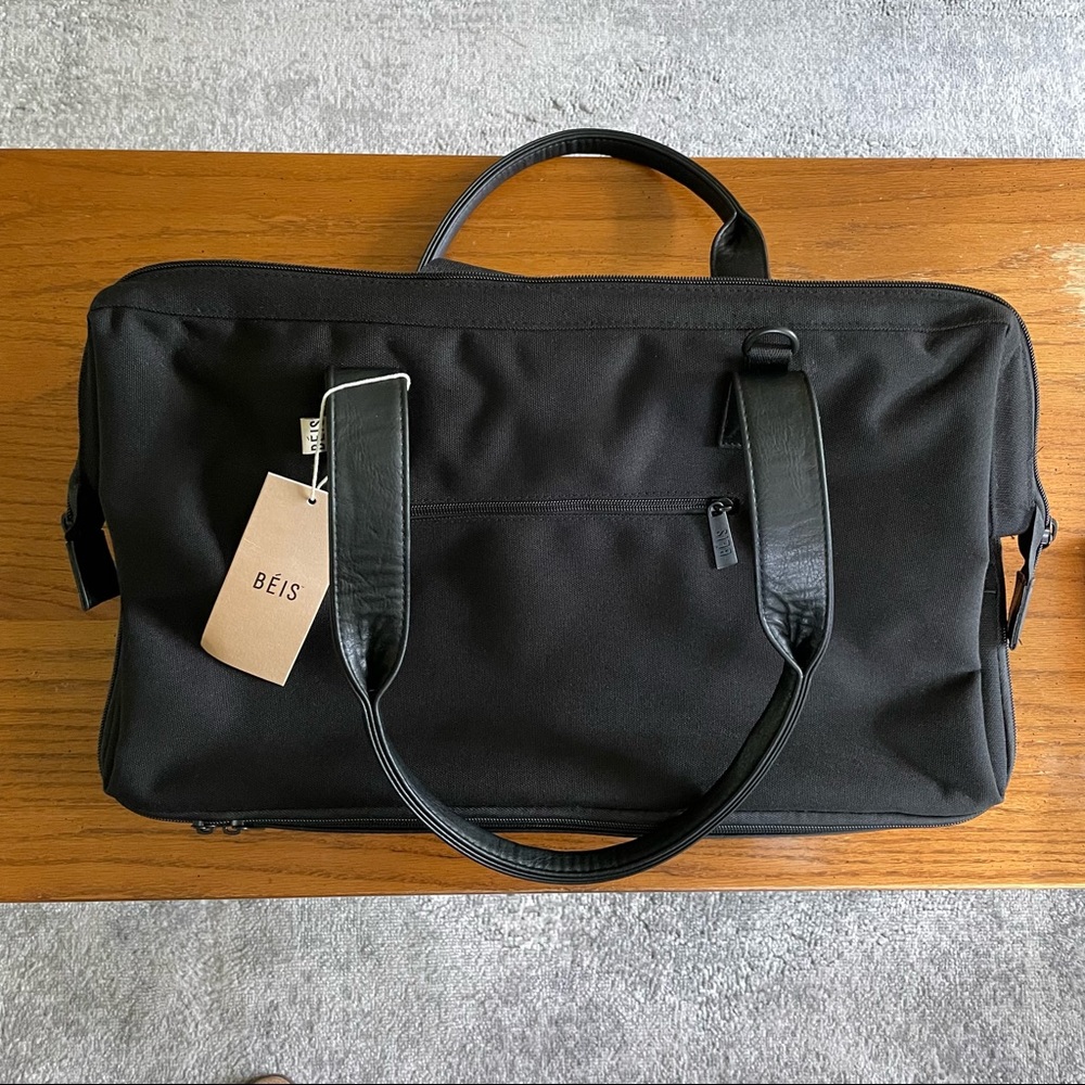 Beis The Weekender in Black